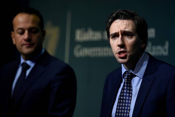 Simon Harris sorry for ‘awful boo-boo’ about 18 viruses before Covid-19