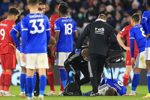 Jamie Vardy out for up to four weeks in latest blow for Leicester
