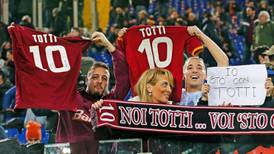Roma grapple with Francesco Totti dilemma