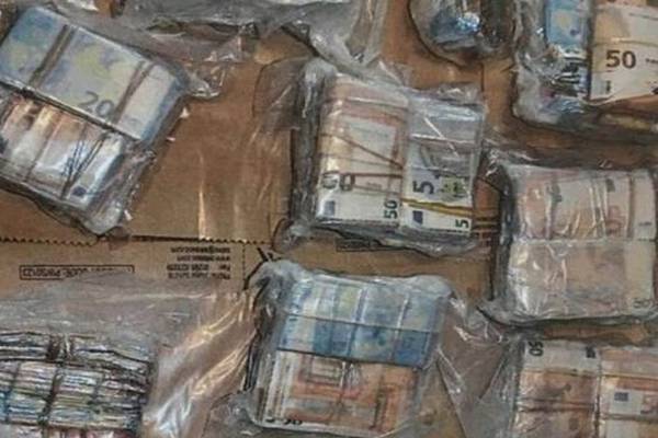 Gardaí seize €1.2m in Wexford stop-and-search action