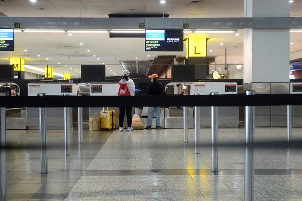 Irish in Australia spending thousands on flights that are cancelled