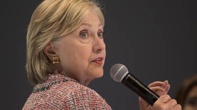 Potential vice-presidents back Clinton in FBI email server inquiry