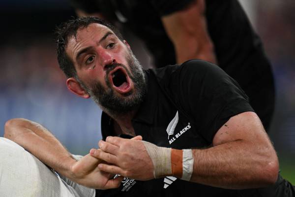 Italy out to secure the mother of all World Cup shocks against New Zealand