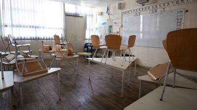 Covid-19: Thirteen outbreaks in schools since early September