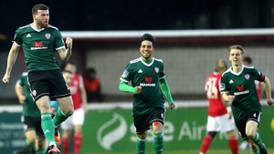 Derry City make it four on the bounce against 10-man Saints