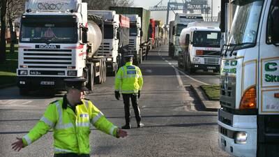 More female lorry drivers among goals in road haulage plan