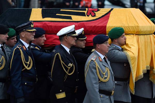 Helmut Kohl ‘a giant of the postwar era’, memorial hears