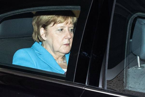 Merkel to meet allies in last attempt to avoid rupture