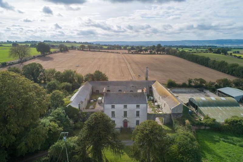 Take 5: What will €399,000 buy in the Bahamas, Greece, France, Romania and Carlow?