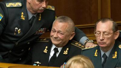 Ukraine replaces defence chief after Crimea capitulation