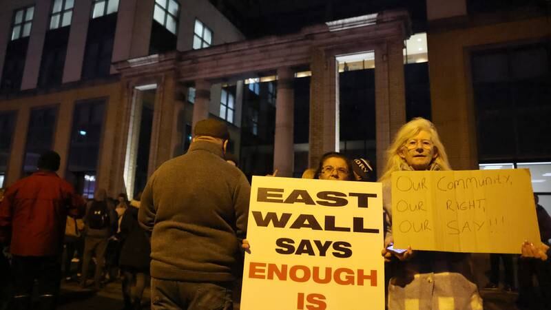 East Wall protests: Government grapples with immigration