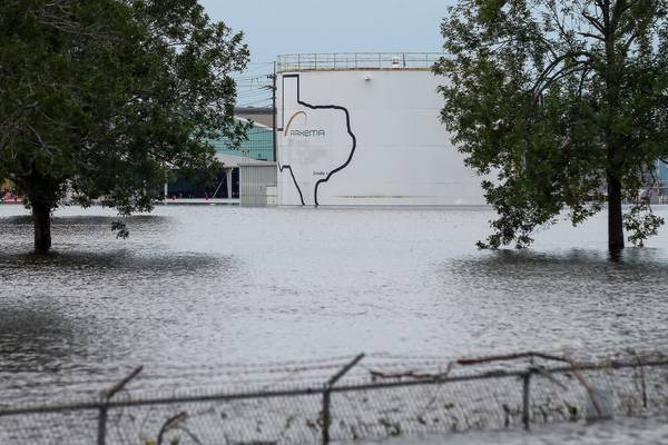 Storm Harvey: Explosions at flooded Texas chemical plant