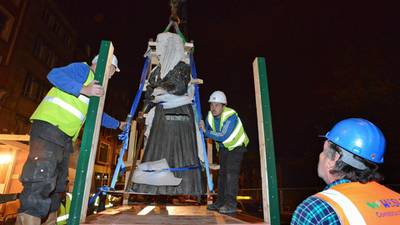 Molly Malone statue wheeled away to make way for Luas