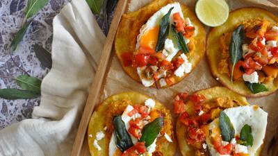 A delicious butternut tostada with an autumnal twist