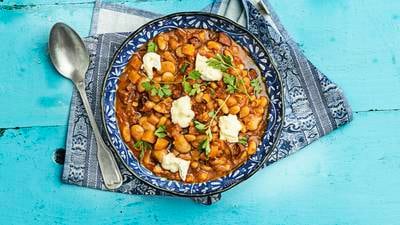 Slow cooker cassoulet with Camembert cheese