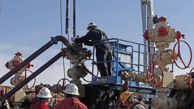 UK urged to focus on shale gas drilling