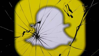 Snapchat founder laughs at Facebook threat but analysts unamused