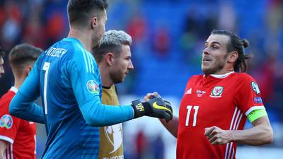 Wayne Hennessey excels as Wales hold on to beat Slovakia
