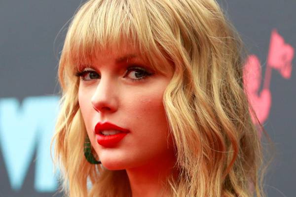 Taylor Swift: Tyrannical control is being used against me