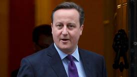 Cameron gives ministers a free vote in EU referendum