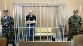 Putin to pardon jailed  tycoon Khodorkovsky