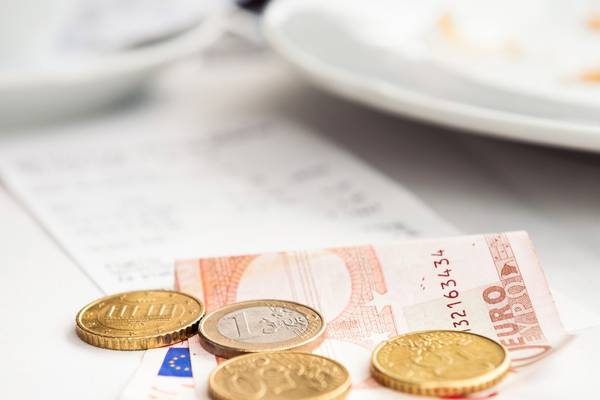 Legislation to ensure workers receive tips is not needed, says Low Pay Commission
