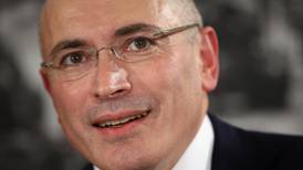 Khodorkovsky  says he  will not challenge Putin