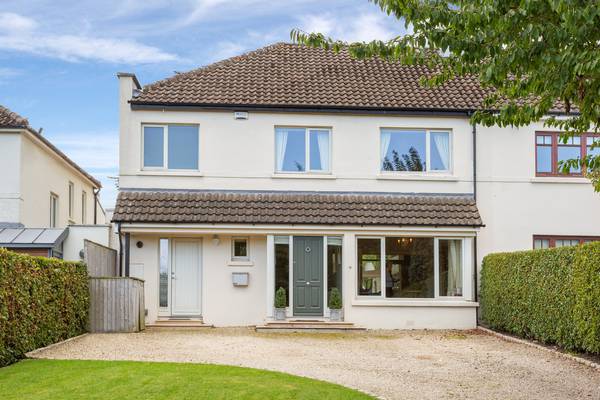 Spacious Blackrock four-bed in turnkey condition seeks €1.25m