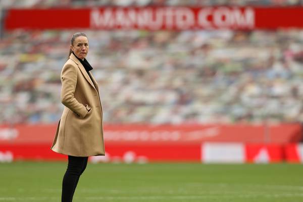 Casey Stoney to step down as Man United women’s manager