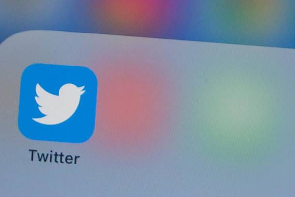 Two teenagers among three charged over celebrity Twitter hack