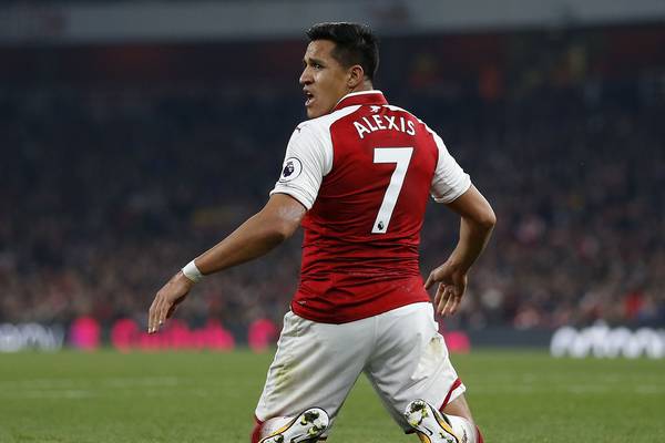 Tony Pulis calls out Arsenal's Alexis Sanchez for ‘cheating’