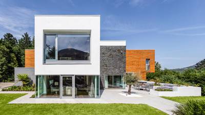 Sweet Sugar Loaf views from vast Wicklow pile for €3.25m