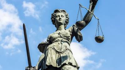 Gardaí  investigate  five men who withdrew compensation claim