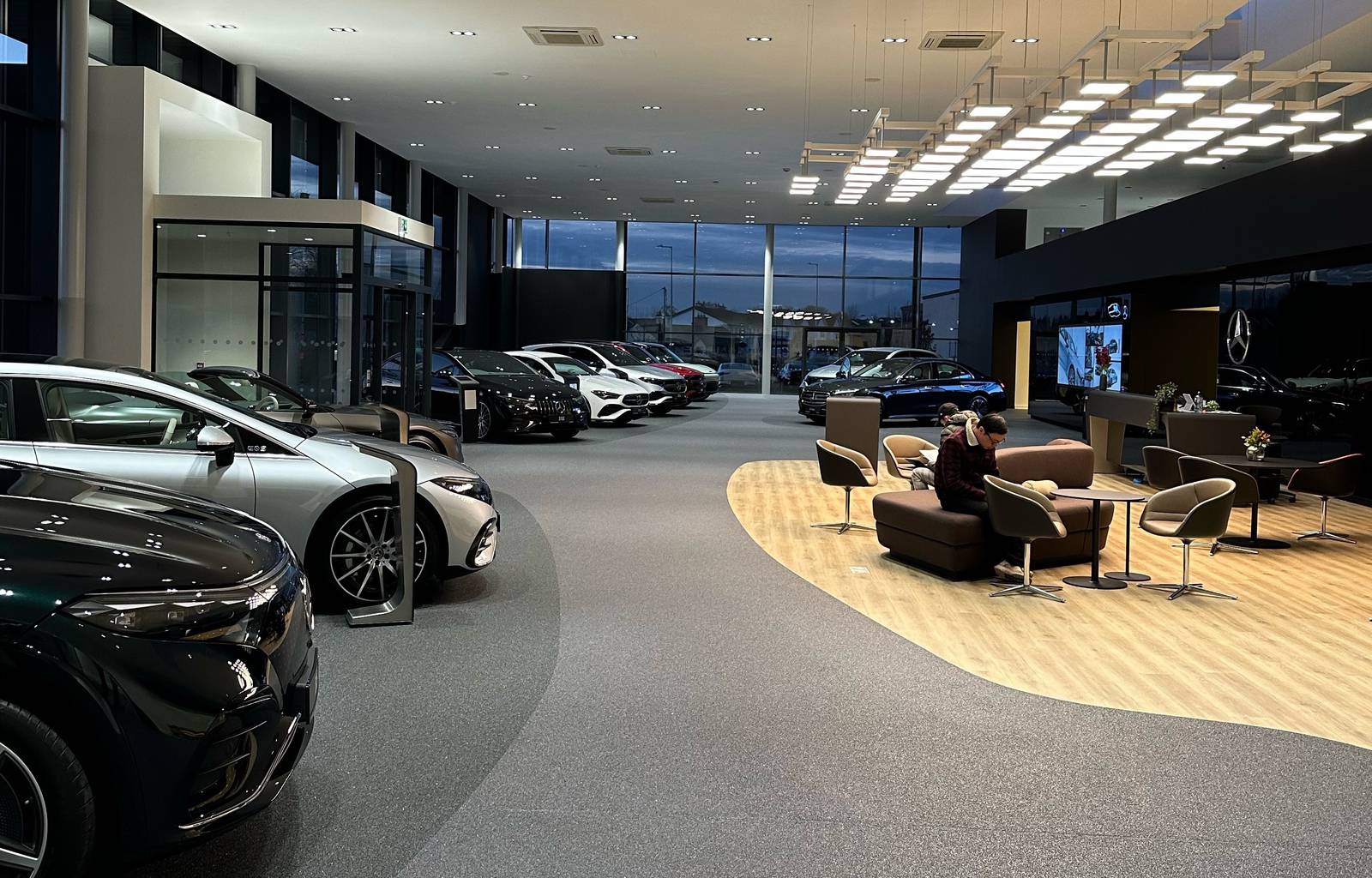 New showroom for Mercedes at MSL Deansgrange, Dublin