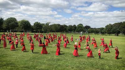 Hundreds of Kate Bush lookalikes do Wuthering Heights in Dublin park