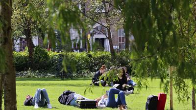 Bank holiday weather: Blue skies expected to turn grey for weekend