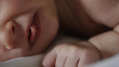 Report links  lower birth weight and  poorer child developement