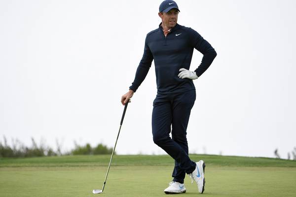 Sublime 67 leaves Rory McIlroy right in the mix at Torrey Pines