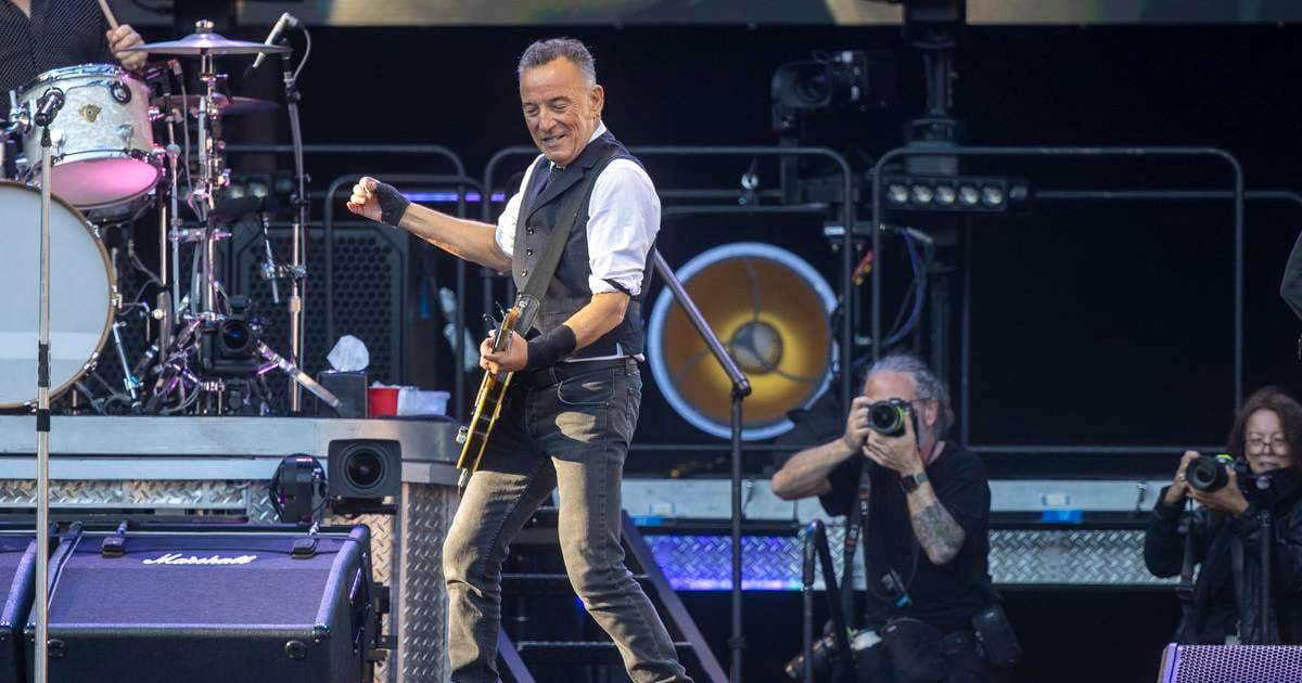 Bruce Springsteen fait vibrer Croke Park un dimanche soir ensoleillé – The Irish Times