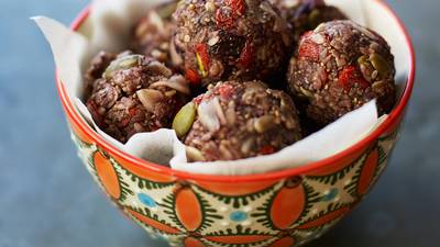 Healthy snacking in the shape of protein balls