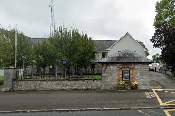 Man hospitalised and three arrested after aggravated burglary in Longford
