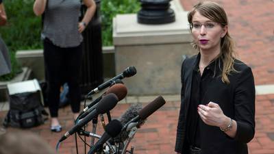 Chelsea Manning returned to jail for defying grand jury subpoena