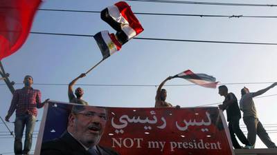 Egyptian general issues ultimatum to politicians