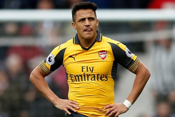 Chelsea make  Alexis Sánchez their top summer transfer target