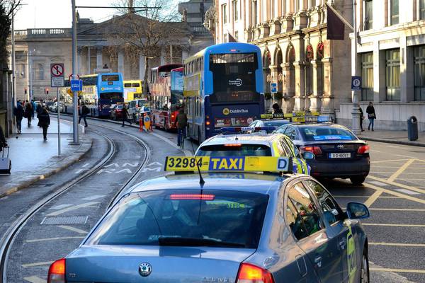 Car bans and pedestrianised College Green part of radical Covid-19 plan to re-open Dublin