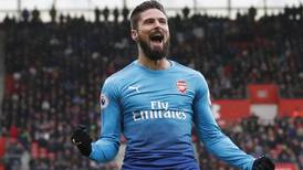 Olivier Giroud completes switch from Arsenal to Chelsea