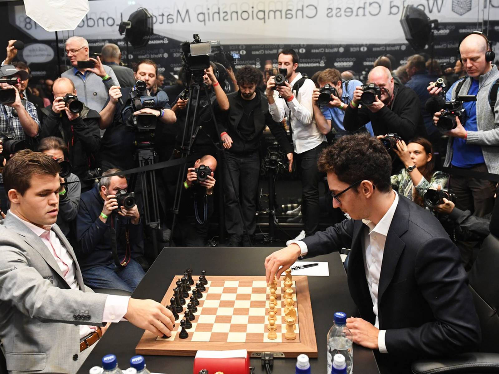 World Chess Championship Magnus Carlsen vs Fabiano Caruana Armageddon game