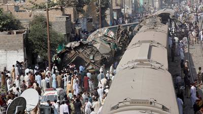 At least 20 dead in Pakistan train crash