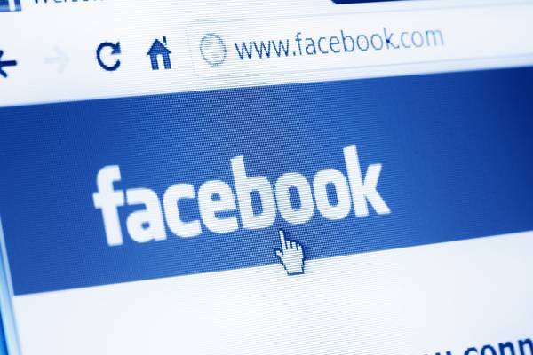 US regulators approve $5bn Facebook fine over privacy issues