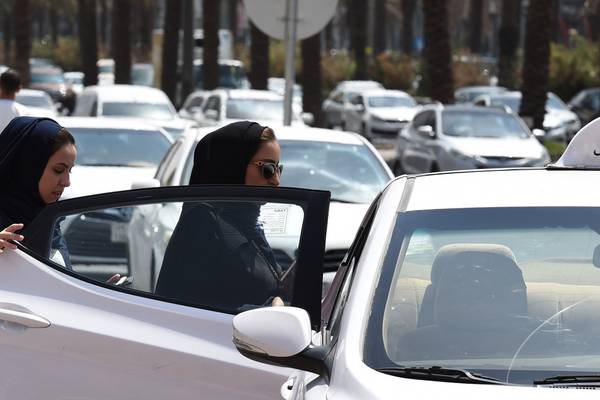 Saudi women to be able to travel without guardian’s permission